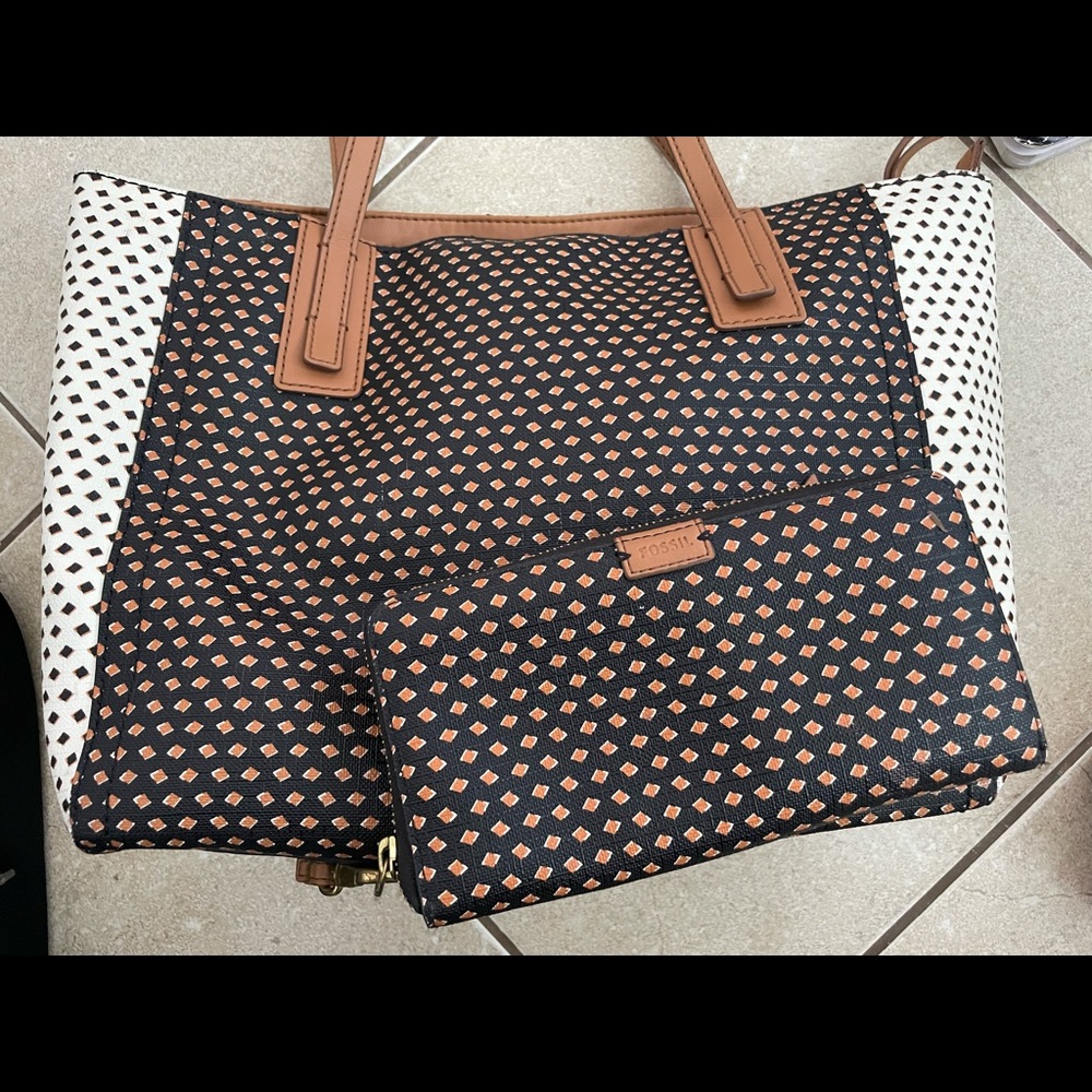 Fossil Tote